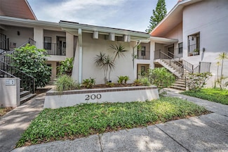 300 S Florida Ave Unit 200J, Tarpon Springs, FL 34689