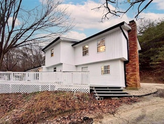 5425 Budd Rd, New Albany, IN 47150