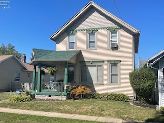 1129 2nd St, Sandusky, OH 44870