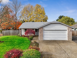 591 SW Filbert St, McMinnville, OR 97128