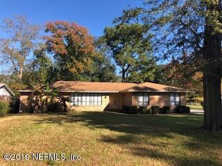 3929 Bessent Rd, Jacksonville, FL 32218