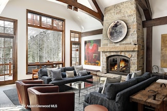 289 Exhibition Ln, Aspen, CO 81611