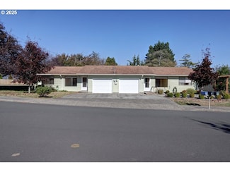 105 SE 15th St Unit 115, Warrenton, OR 97146