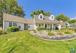 2701 S Sherman Ave, Sioux Falls, SD 57105