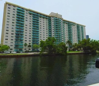 19390 Collins Ave Unit PH 11, Sunny Isles Beach, FL 33160