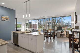 5601 Smetana Dr Unit 111, Minnetonka, MN 55343