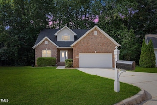 1209 Waterford Green Dr, Apex, NC 27502