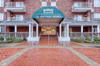 100 NW 1st St Unit 304, Evansville, IN 47708