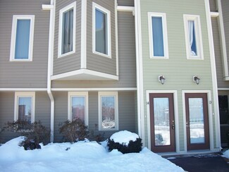 70 Austin St Unit 14, Lowell, MA 01854