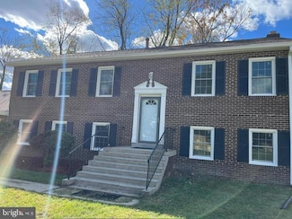 6706 Surratts Rd, Clinton, MD 20735