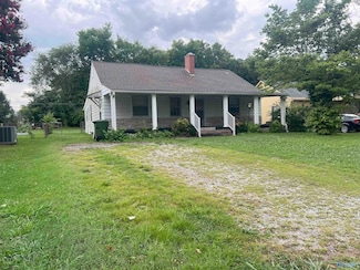 2009 Vanderbilt Dr SW, Huntsville, AL 35801
