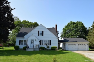7448 Miller Rd, Swartz Creek, MI 48473