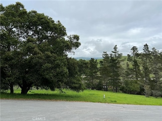 1830 Londonderry Ln, Cambria, CA 93428