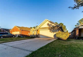 22338 Highland Point Ln, Spring, TX 77373