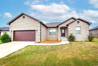 17 Cimarron Cir, Cabot, AR 72023