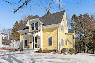 102 South Rd, Bedford, MA 01730