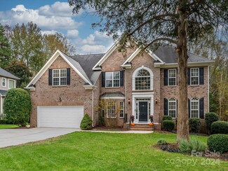 1310 Coachman Dr, Waxhaw, NC 28173