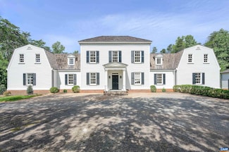 2621 Coopers Ln, Charlottesville, VA 22902