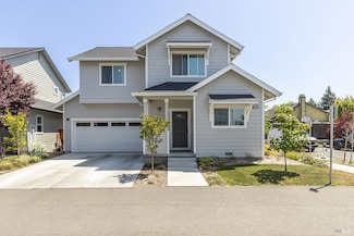 2205 Tapian Way, Santa Rosa, CA 95403