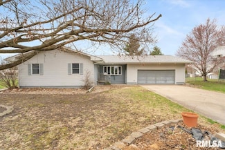 414 6th St, Andover, IL 61241