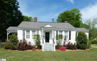 505 Musgrove St, Clinton, SC 29325