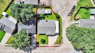 530 Westshire Dr, Houston, TX 77013