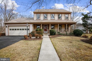 5200 Chapel Gate Ct, Alexandria, VA 22315