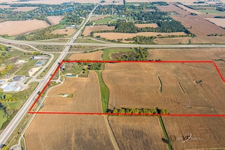 1203 Il Route 26 N, Freeport, IL 61032