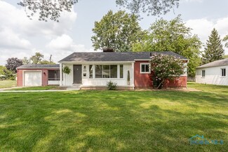 2582 Bittersweet Dr, Toledo, OH 43614