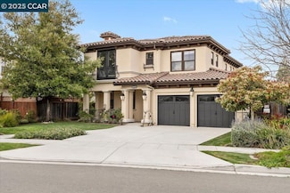 6783 Clifford Dr, Cupertino, CA 95014