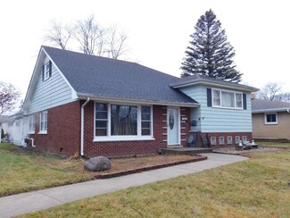 1536 Macarthur Blvd, Munster, IN 46321