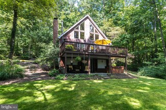 528 Strocks Grove Rd, Upper Black Eddy, PA 18972