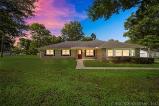 26834 E Admiral Place, Catoosa, OK 74015
