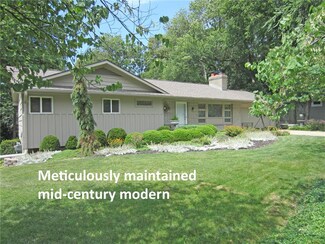520 NW Woodland Rd, Riverside, MO 64150