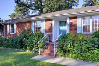 4224 Heather Rd, Portsmouth, VA 23703