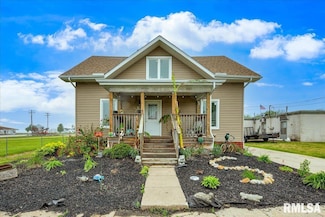 111 N Depot St, Trivoli, IL 61569