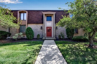 135  #4 Charter Oaks Dr Unit 4, Amherst, NY 14228