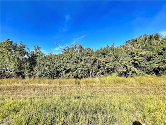 12188 Kilmer Ave, Gulf Cove, FL 33981