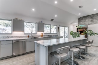 752 Cardinal Ln, Coppell, TX 75019