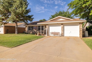 5525 1st Place, Lubbock, TX 79416