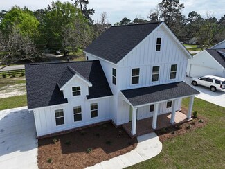 104 Farmington Hills Dr, Thomasville, GA 31792