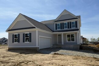 201 Isleta Dr, Pataskala, OH 43062