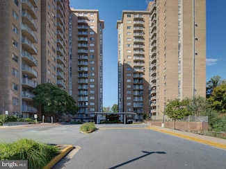 1836 Metzerott Rd Unit 1424, Adelphi, MD 20783