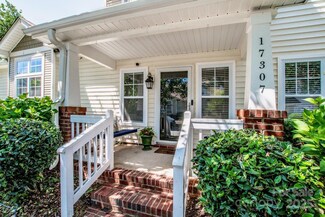 17307 Villanova Rd, Huntersville, NC 28078