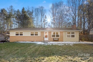 15 Pinehurst Cir, Arden, NC 28704