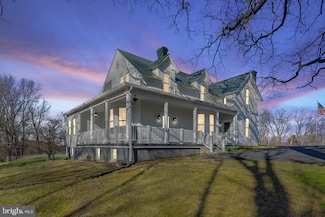 1521 N Royal Ave, Front Royal, VA 22630