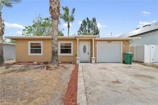 853 95th Ave N Unit 5, Naples, FL 34108