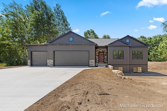 3551 Leaf Ln, Freeport, MI 49325