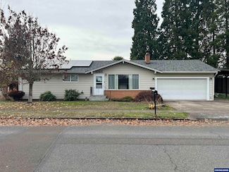 1083 N Douglas Ave, Stayton, OR 97383
