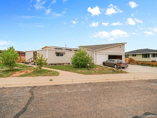 1960 N 10th St, Laramie, WY 82072